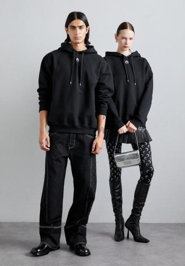 Пуловер с капюшоном