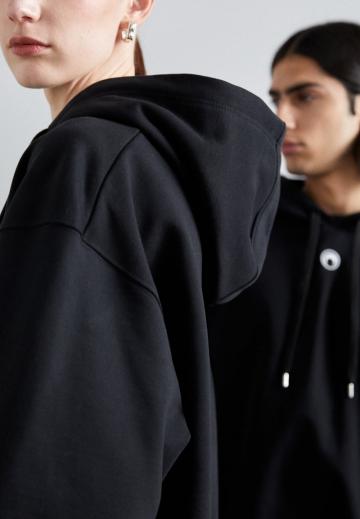 Пуловер с капюшоном