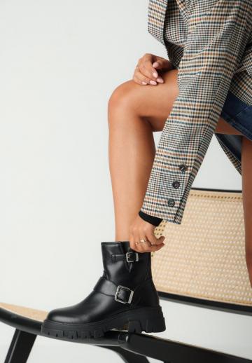 Ковбойские сапожки