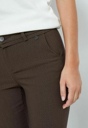 Узкие брюки