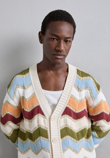 Вязаная кофта