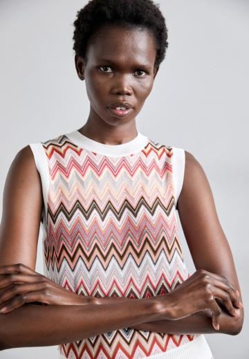 Пуловер без рукавов