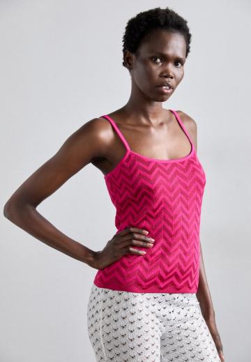 Топ на бретельках