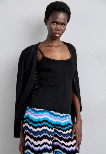 Топ на бретельках