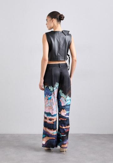 Широкие брюки