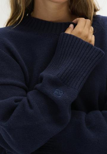 Длинный пуловер