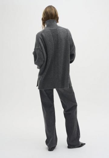 Длинный пуловер