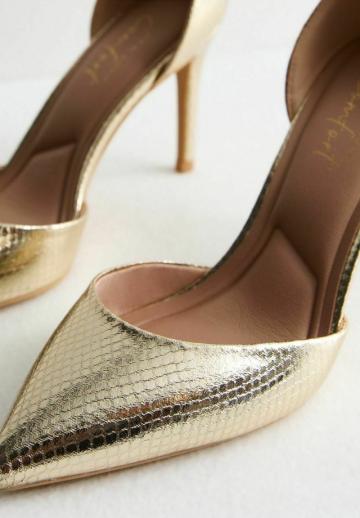 Туфли с ремешком