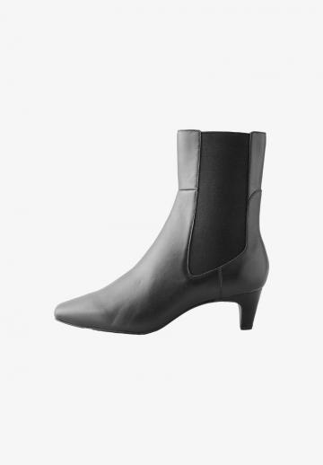 Широкие сапоги