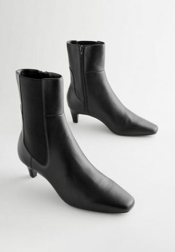 Широкие сапоги