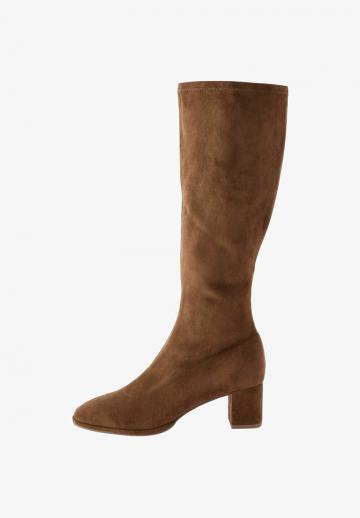 Широкие сапоги