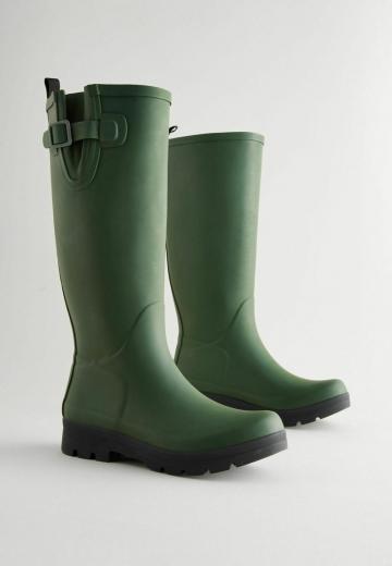 Резиновые сапоги