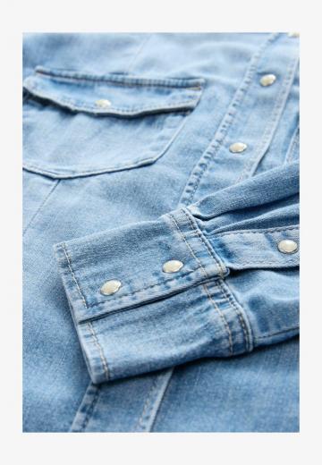 Джинсовая жилетка