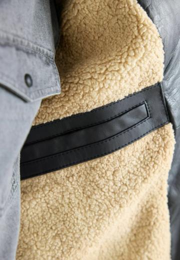 Кожаная куртка