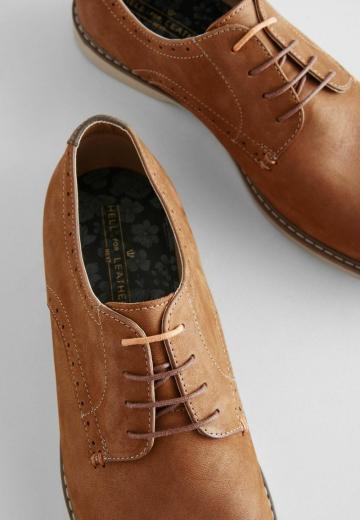 Ботинки на шнуровке