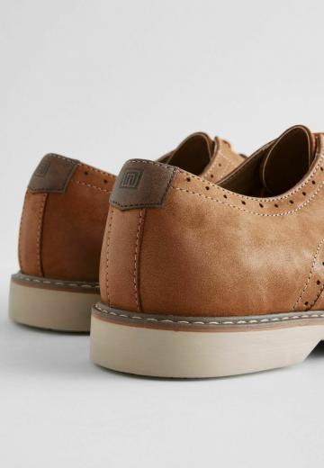 Ботинки на шнуровке