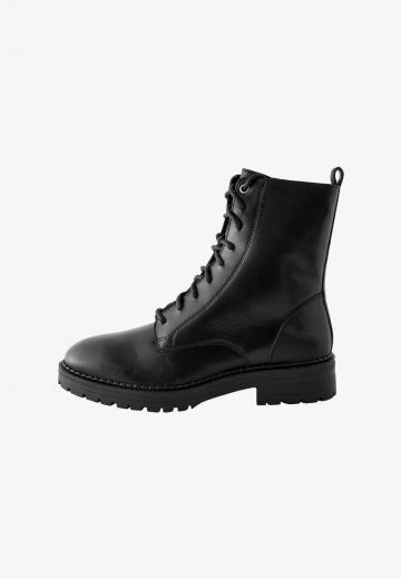 Широкие сапоги