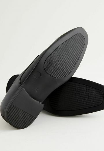 Ботинки на шнуровке