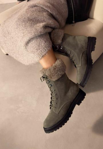 Широкие сапоги