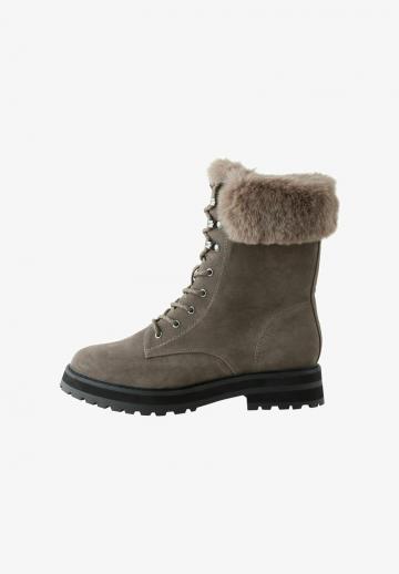 Широкие сапоги