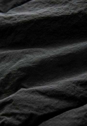 Длинный жилет