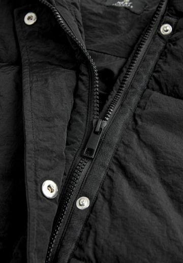 Длинный жилет