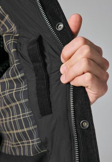 Зимняя куртка