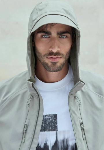 Куртка-дождевик