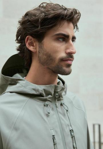 Куртка-дождевик