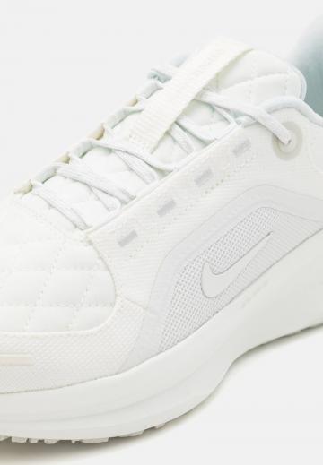 Беговые кроссовки