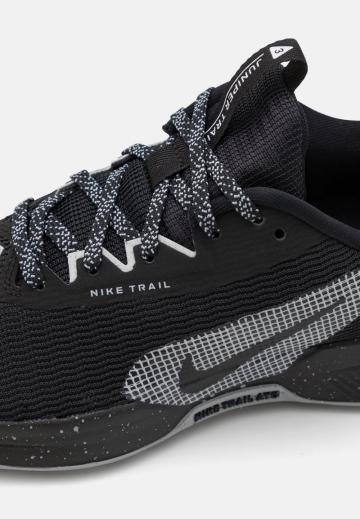 Беговые кроссовки