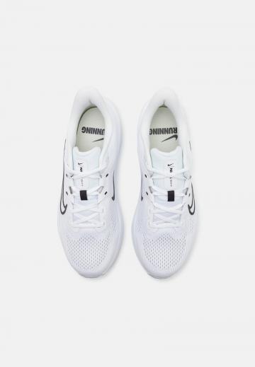 Беговые кроссовки