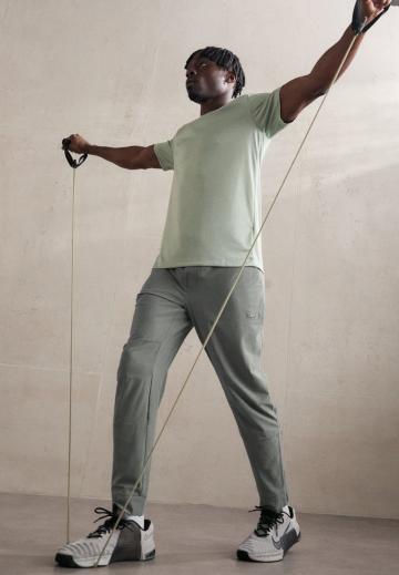 Спортивные штаны