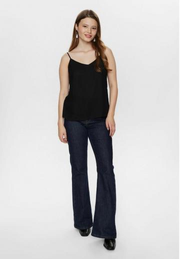 Топ на бретельках