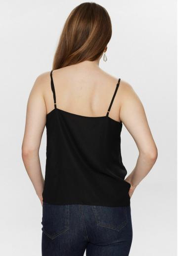 Топ на бретельках