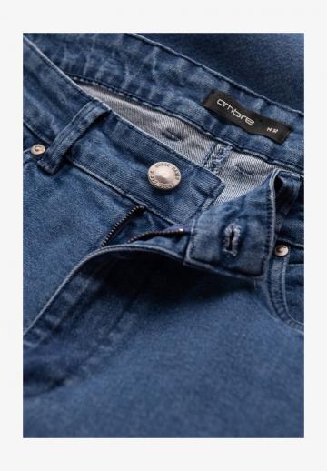 Узкие джинсы