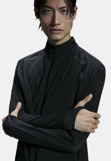 Спортивная куртка