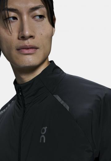 Спортивная куртка