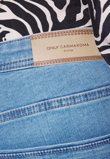 Клешеные джинсы