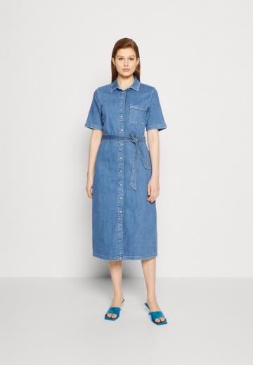 Джинсовое платье