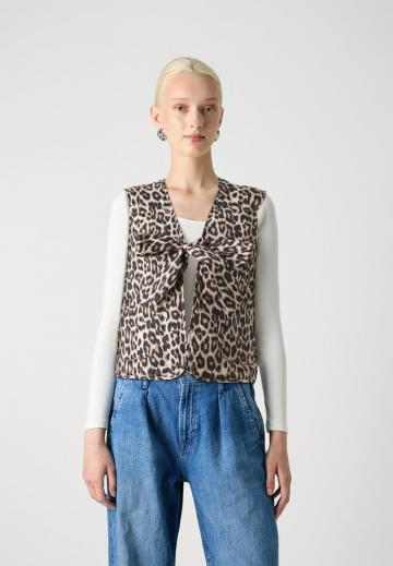 Джинсовая жилетка