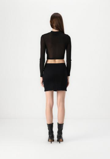 Юбка с накладными карманами