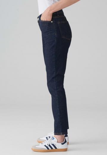 Узкие джинсы