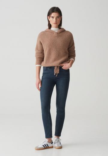 Узкие джинсы