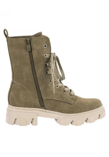 Ботинки на шнуровке