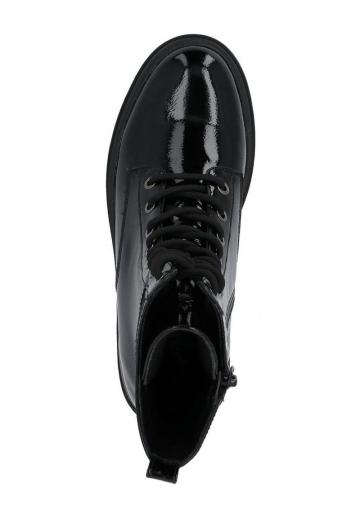 Ботинки на шнуровке