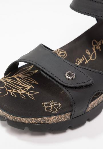 Босоножки на платформе