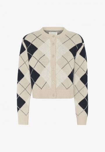 Жаккардовая вязаная кофта