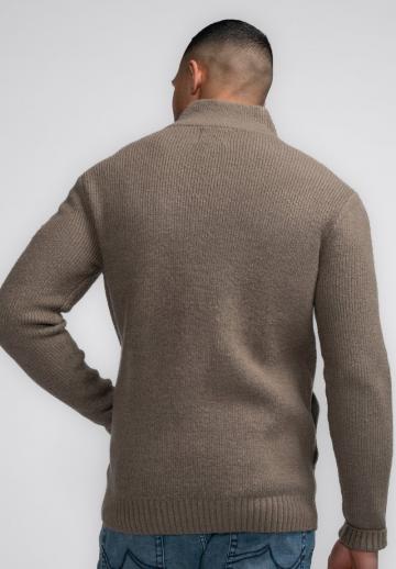 Вязаная кофта