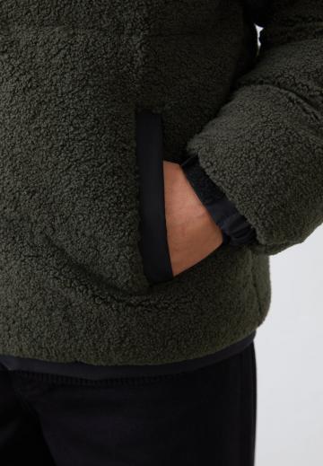 Зимняя куртка